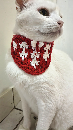 Houndstooth Pet Scarf