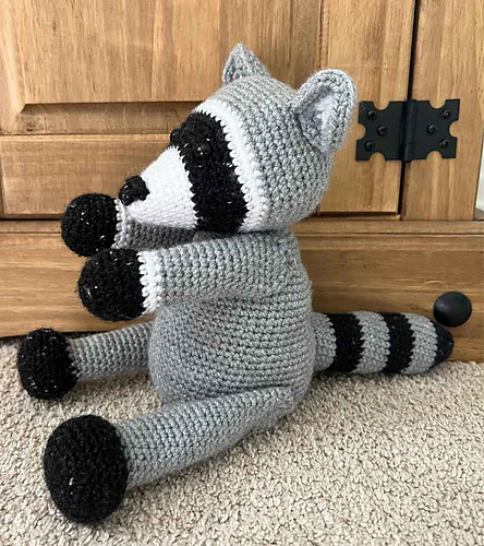 Easy Racoon Crochet Pattern Ravelry: Simple Crochet Raccoon pattern by Lucy Kate