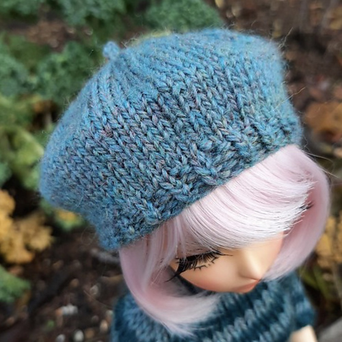 Simple Minifee Beret photo 2