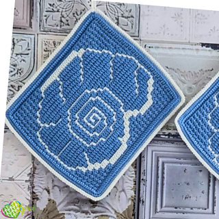 Mosaic Snail Shell Potholder