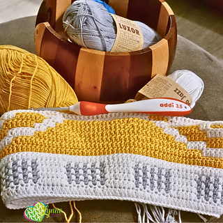 Mosaic Bath Toys Crib Blanket - WIP