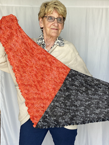 Et Sjal Av To Halvdeler - Knit Crochet Create