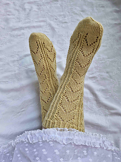 Ravelry Sunny Moments Pitsineulesukat Pattern By Maarit O 