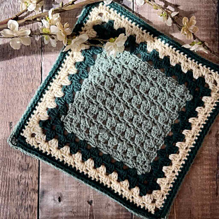 Ravelry: Tiles Granny Square pattern by Debbie Field