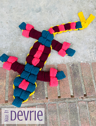 90-tallets perlekjede (Bead Lizard) - MadeByDevrie