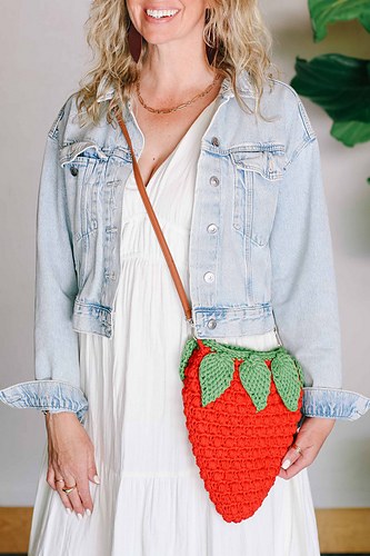 Strawberry Season Purse