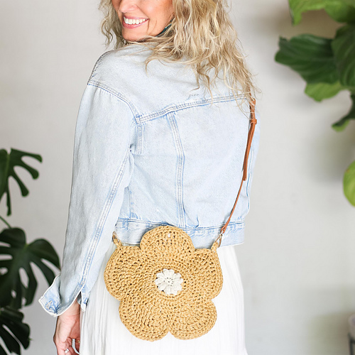 Dainty Daisy Purse