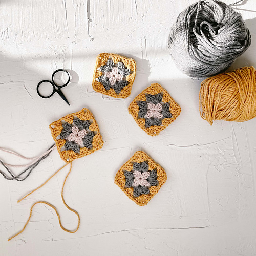 Halcyon Granny Square Bag photo 9