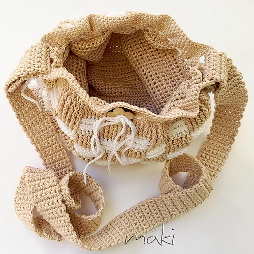 Ravelry Basket weave bag pattern by CraftyLady