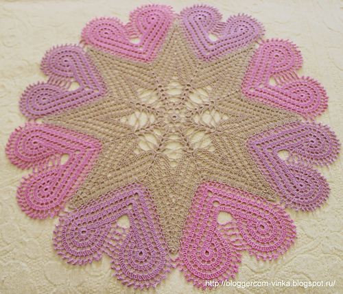 Doily with hearts photo 1