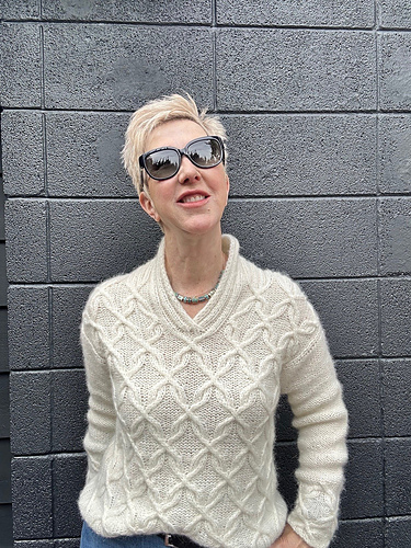 Vernal Dogwood Pullover