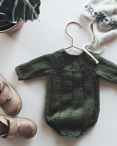 Enkel body - Mona Nilsen