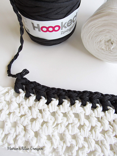 T-shirt Yarn Rug photo 3