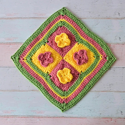 Clara Floral Granny Square