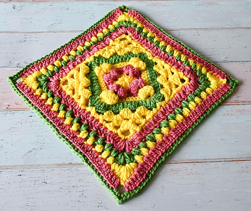 Minerva Granny Square photo 2