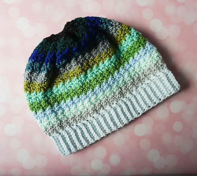 Ravelry: Ocean Fade Slouchy Hat pattern 