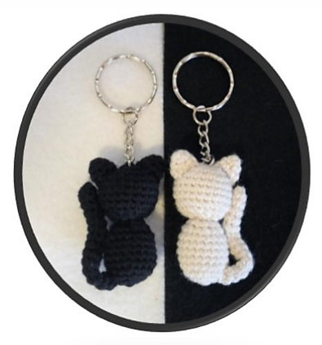 Ravelry patroon: Silhouette Cat Keychain