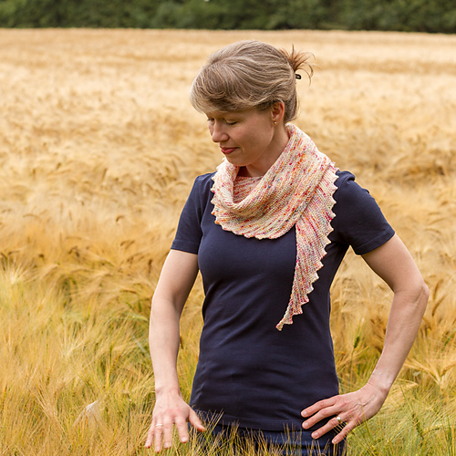 Ravelry Hitchhiker pattern by Martina Behm