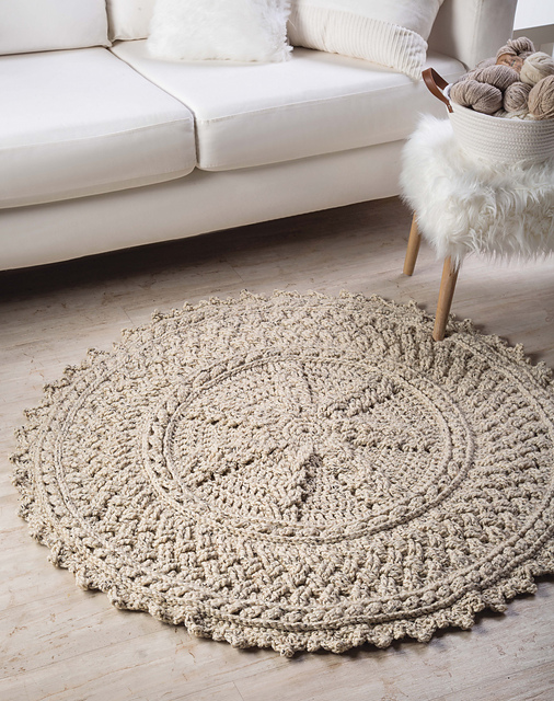 Ravelry Aran Circular Rug pattern by Bonnie Barker