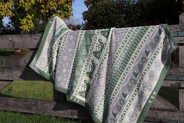 Ravelry Mosaic Christmas CAL Border Pattern By Maud Akkermans
