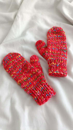 Rumyana Top Down Mittens