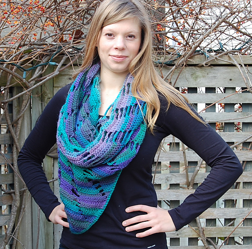 Shredded Waves Infinity Scarf photo 2