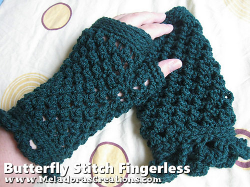 Fingerless gloves - Butterfly stitch photo 4