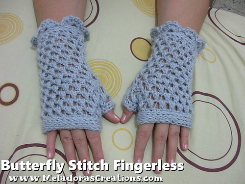 Fingerless gloves - Butterfly stitch photo 5