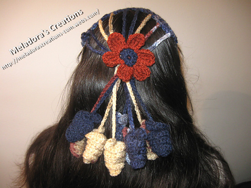 Crocheted Mesh Twirly Head Cover photo 3