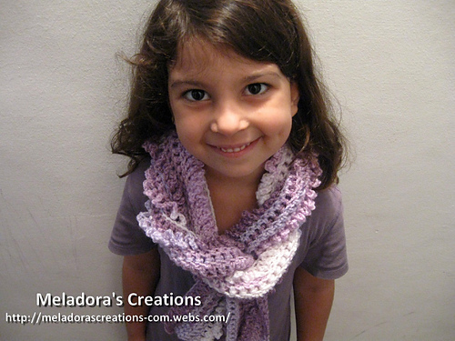 Twisted Loop Scarf photo 9