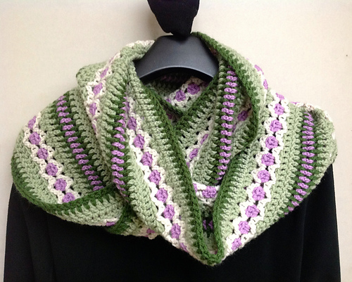 Dot’s & Dashes’ Scarf photo 4