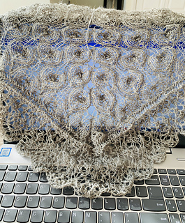 Ravelry: Mgavi's Silver linings Lacy sleeves top
