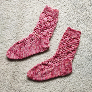 Ravelry: MilkTeaCup's Prismatic TAAT Socks
