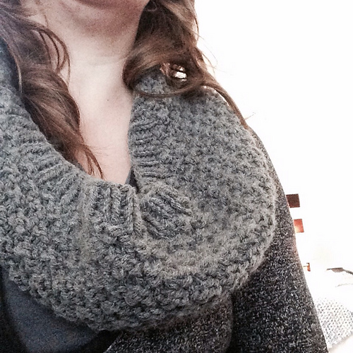 Mellow Yellow Cowl photo 4
