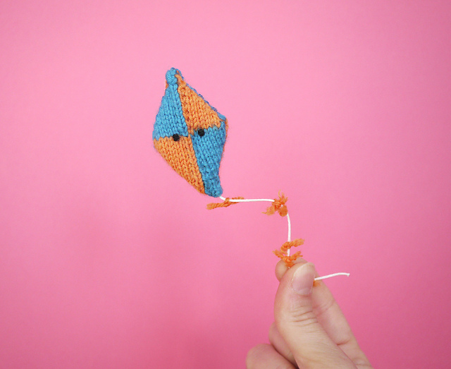 Ravelry: Tiny Kite pattern by Anna Hrachovec