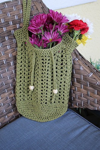 Katie Tote photo 4