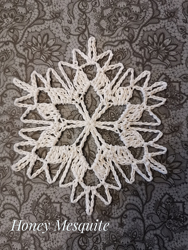 Ravelry: Honey Mesquite Snowflake pattern by Jessica Wifall