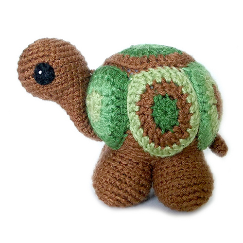 アリーAmeri VINTAGE ACORN TURTLE LOOSE Ravelry: Cooper the Turtle pattern by Alyssa Voznak