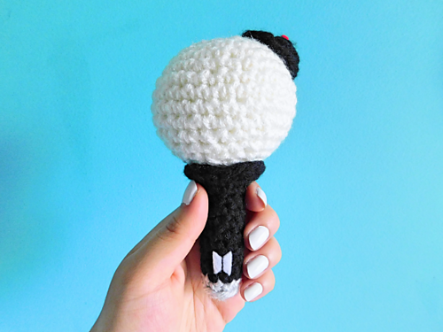 Ravelry: BTS ARMY Bomb Light Stick pattern by Mooeyandfriends