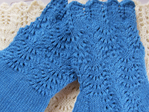 Plumes (Gloves and Neck Warmer) photo 3
