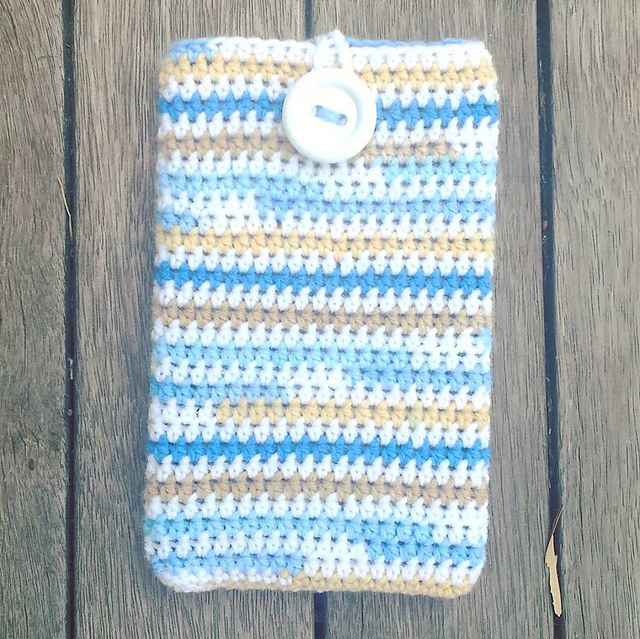 Ravelry Easy Tablet Cover pattern by Buttonnose Crochet