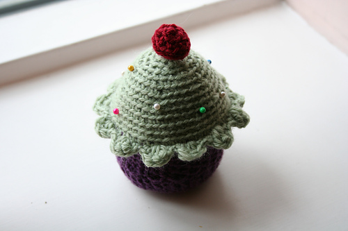 Cupcake Pin Cushion photo 4