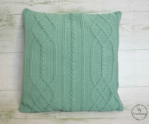 Cable Diamond Pillow photo 10