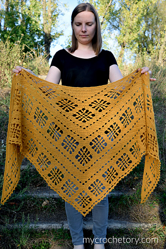 Sienna Shawl photo 1