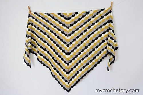 Ravelry: Clamshell Shawl pattern by Sylwia Kawczyńska