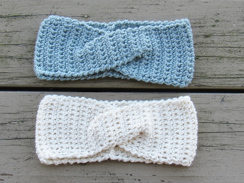 Ravelry: Twist Ear Warmer pattern by CrochetDreamz