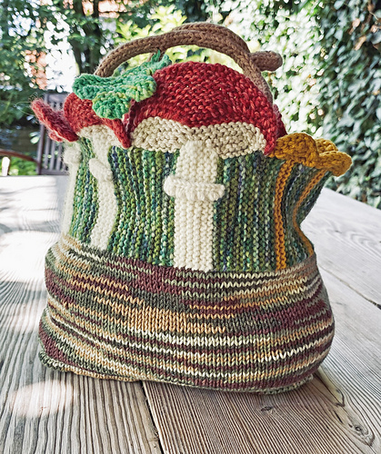 POISONOUS MUSHROOMS BAG