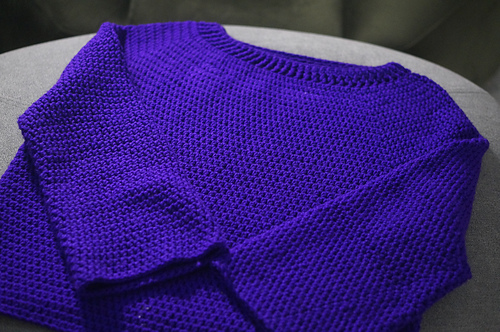 Basic raglan sweater