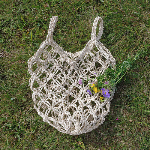 Ravelry: Straw String Bag pattern by Natalie Lviv