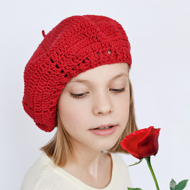 Ravelry Easy French Beret Hat pattern by Natalie Lviv